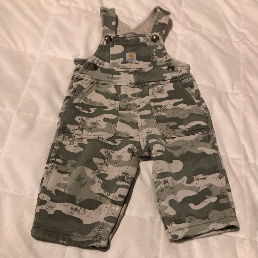 Carhartt camo overalls